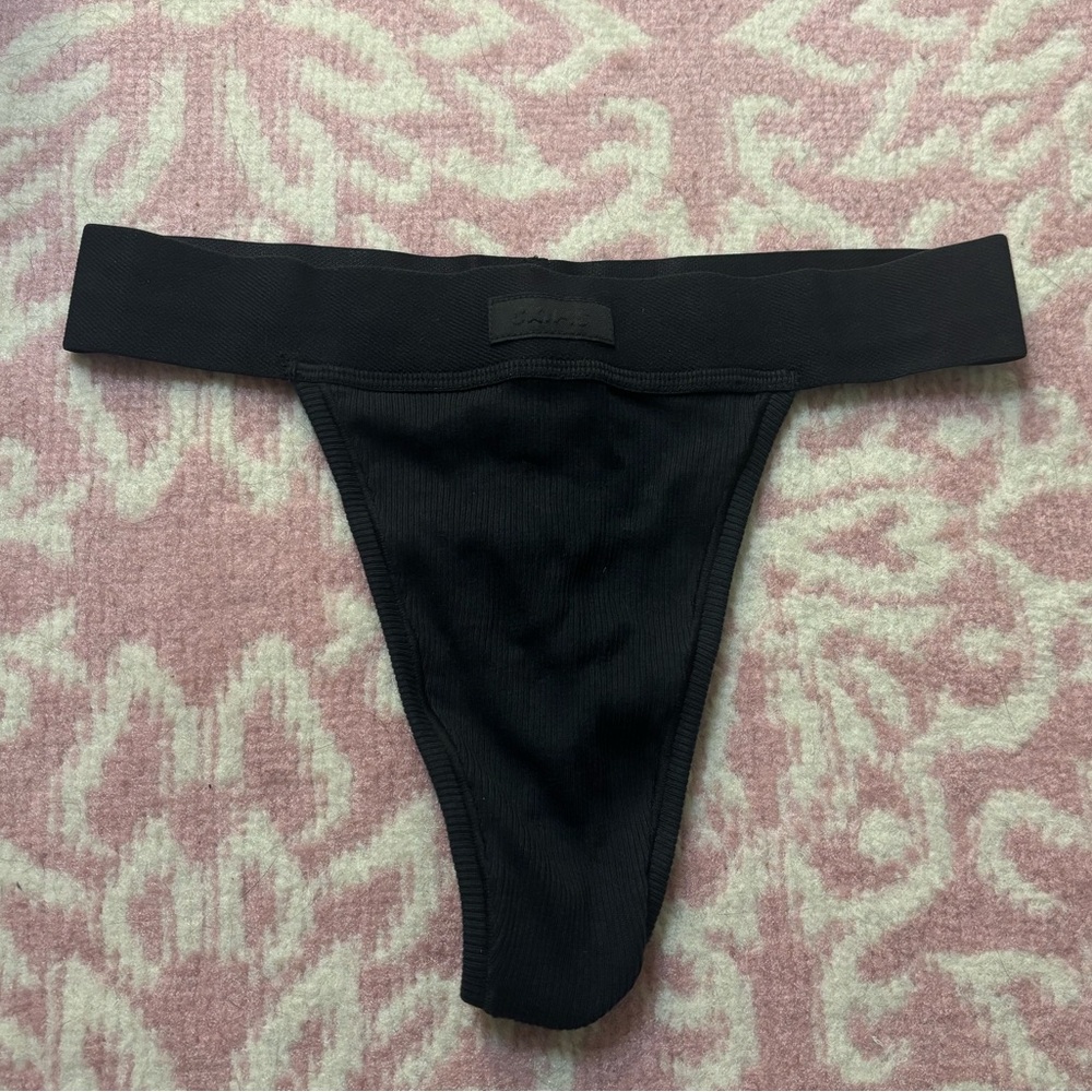 SKIMS NWOT XXS Ribbed High Waisted Thong